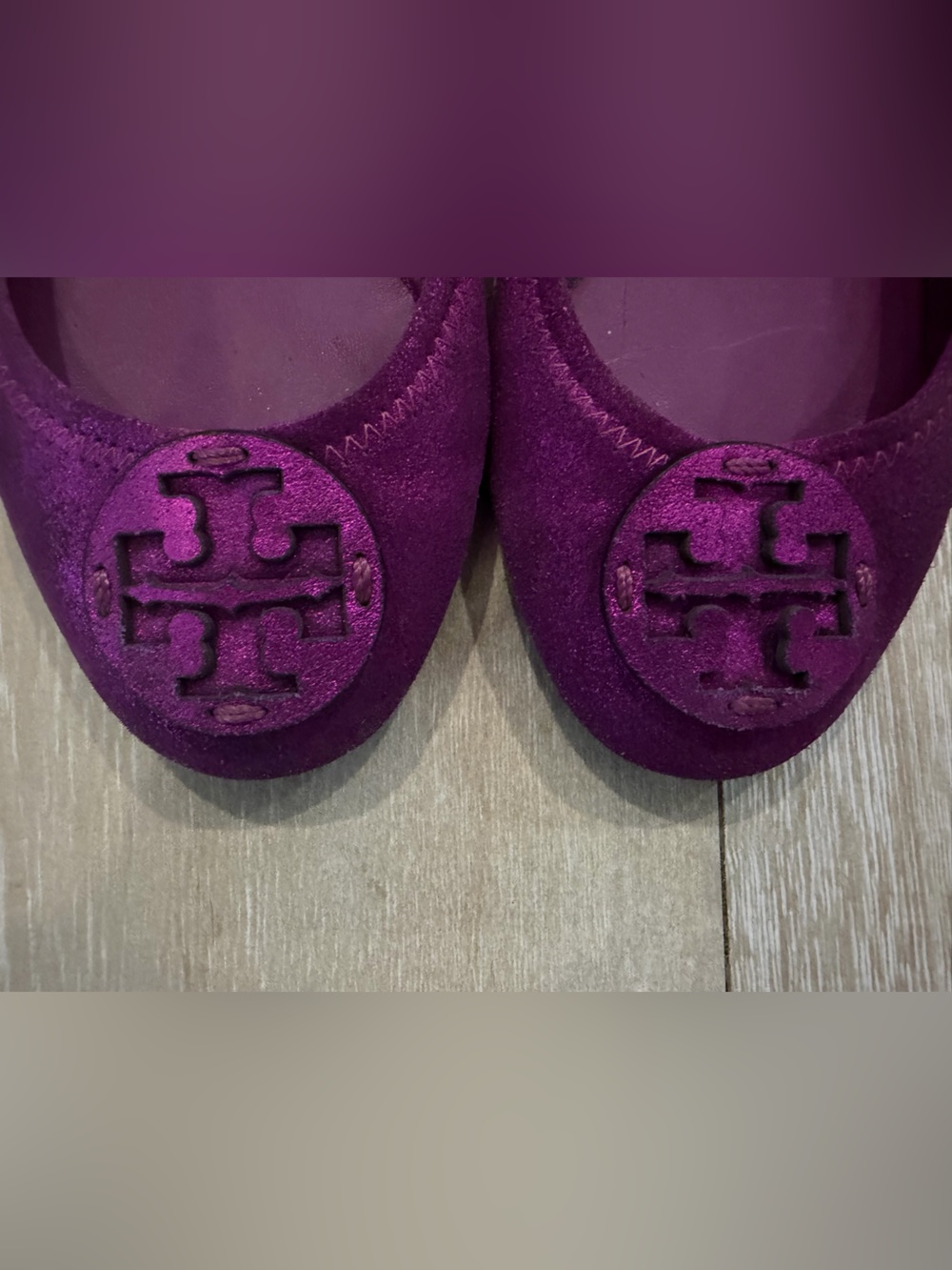 Tory Burch Metallic Plum Logo Ballet Flats - Picture 2 of 3